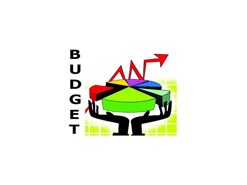 Nagpur municipal budget is in 132.57 crores crisis | नागपूर महानगरपालिकेच्या अर्थसंकल्पावर १३२.५७ कोटींचा बोजा!