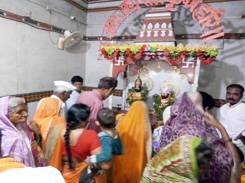 A crowd of devotees at Pandharpur, Ekadashi | पंढरपुरात एकादशीनिमित्त भाविकांची गर्दी