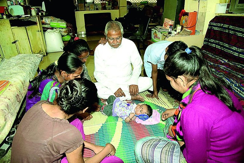 'Vimalashram' of Nagpur needs financial help | रामभाऊंच्या ‘विमलाश्रम’ला हवाय समाजाचा आधार