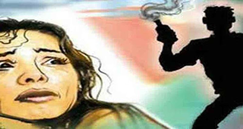 Acid attack on female doctor in Nagpur district; The accused is in custody | नागपूर जिल्ह्यात महिला डॉक्टरवर अ‍ॅसिडहल्ला; आरोपी ताब्यात
