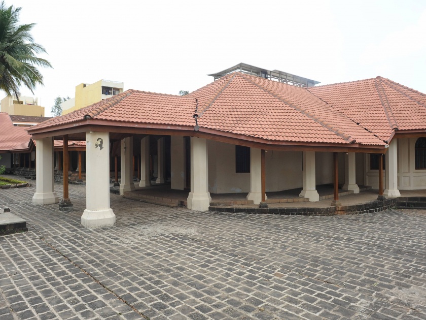 Members of the Shahu Maharaj Jayanti Museum, the bidded contractor, are opposed | Shahu Maharaj Jayanti संग्रहालयाची निविदा भरलेल्या ठेकेदाराला सदस्यांचाच विरोध