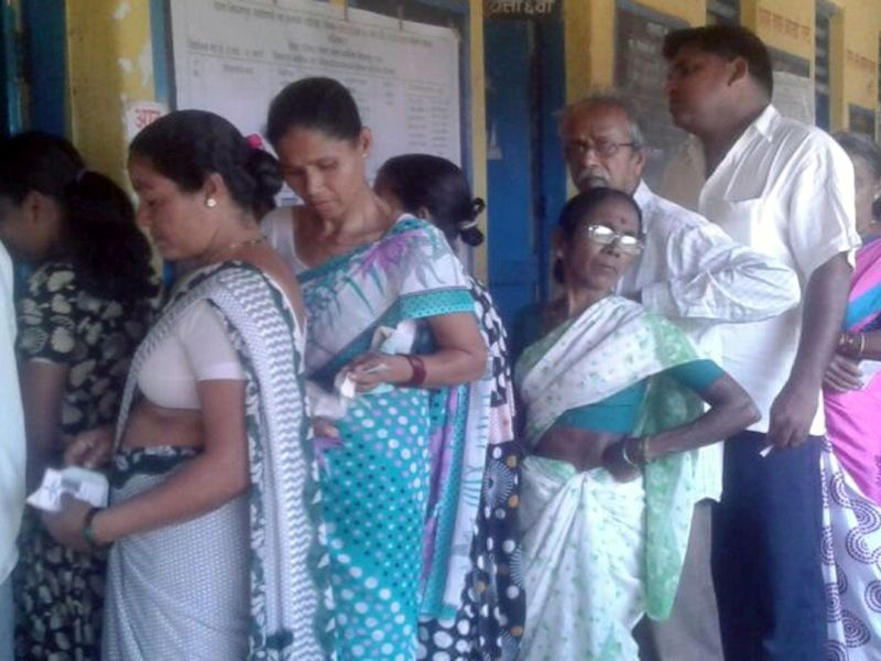 Matanat has 60 percent voting, Shiv Sena, Congress and BJP in Tri-County | माटणेत 60 टक्के मतदान, शिवसेना, काँग्रेस, भाजपमध्ये तिरंगी लढत