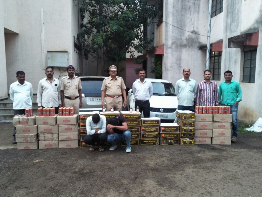 9 lakhs of alcoholic beverages were seized in Surgana taluka with two cars | सुरगाणा तालुक्यात दोन कारसह नऊ लाखांचा मद्यसाठा जप्त