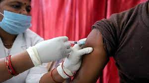 Vaccine shortage at Kalwadi Health Center | कळवाडी आरोग्य केंद्रात लसीचा तुटवडा