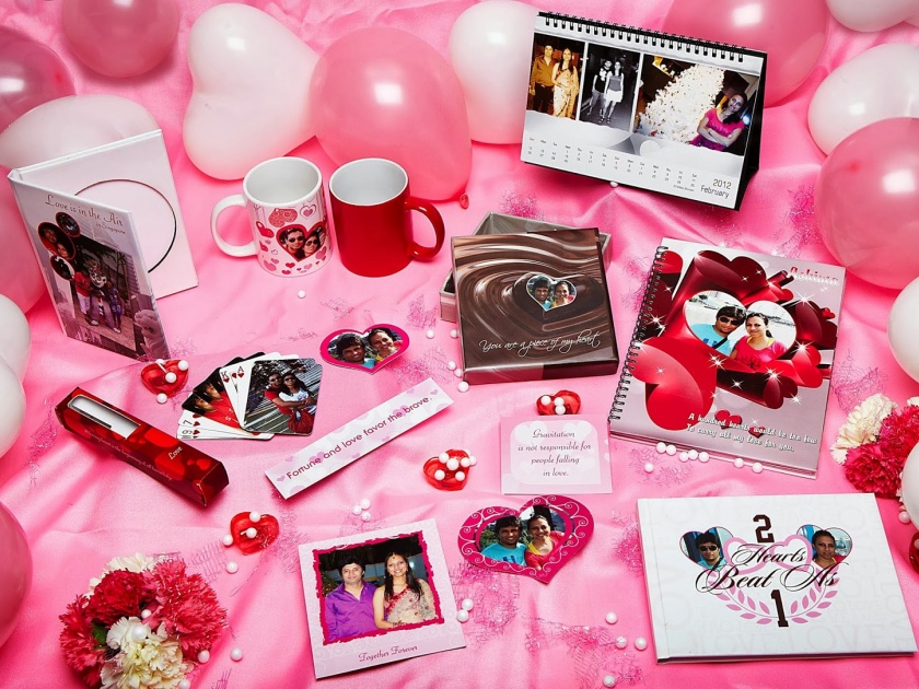 Emphasis on this year's Valentine's Day 'Personal Gift' | यंदाच्या व्हॅलेंटाइन डे ला ‘पर्सनलाज गिफ्ट’ वर जोर