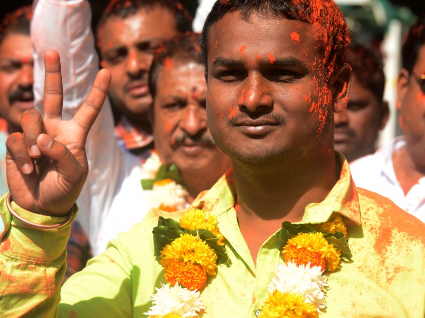 Shiv Sena's Charoskar won from Govardhan group | गोवर्धन गटातून शिवसेनेचे चारोस्कर विजयी