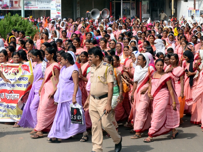 Parbhani Asha Workers' Front | परभणीत आशा वर्कर्सचा मोर्चा