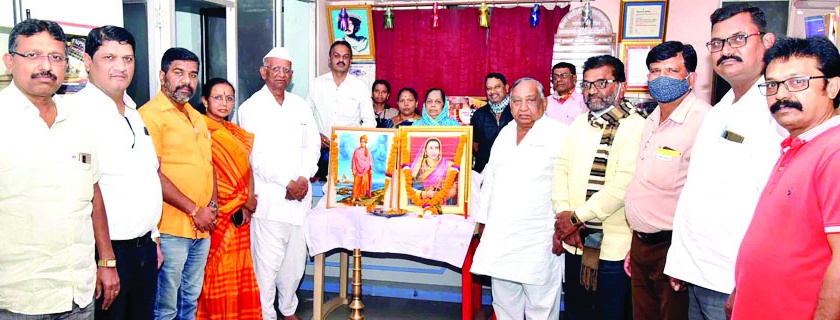 Rajmata Jijau Jayanti celebrations at Sinnar Public Library | सिन्नर सार्वजनिक वाचनालयात राजमाता जिजाऊ जयंती उत्साहात