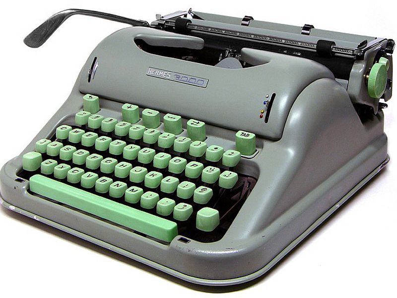 Typewriter tucked down | टाईपरायटरची टक टक झाली शांत...