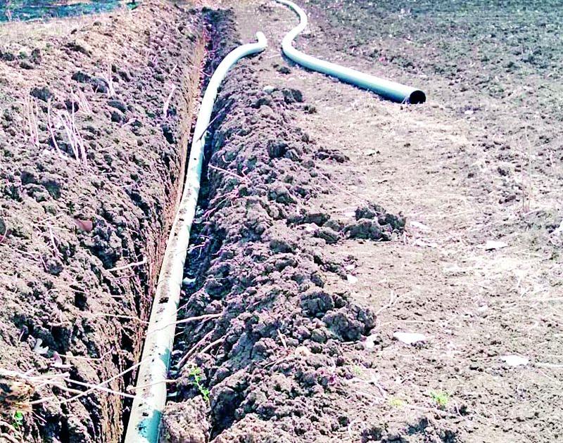 Problems raised by Lift irrigation scheme | उपसा सिंचन योजनेने वाढविली अडचण