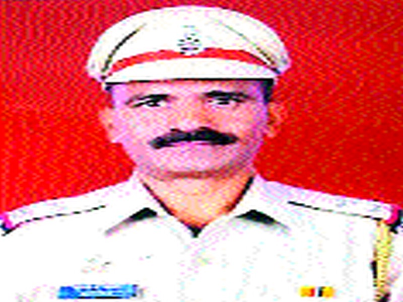  Raghunath Bharatsat, Ugalmugale Police Medal | रघुनाथ भरसट, उगलमुगले यांना पोलीसपदक