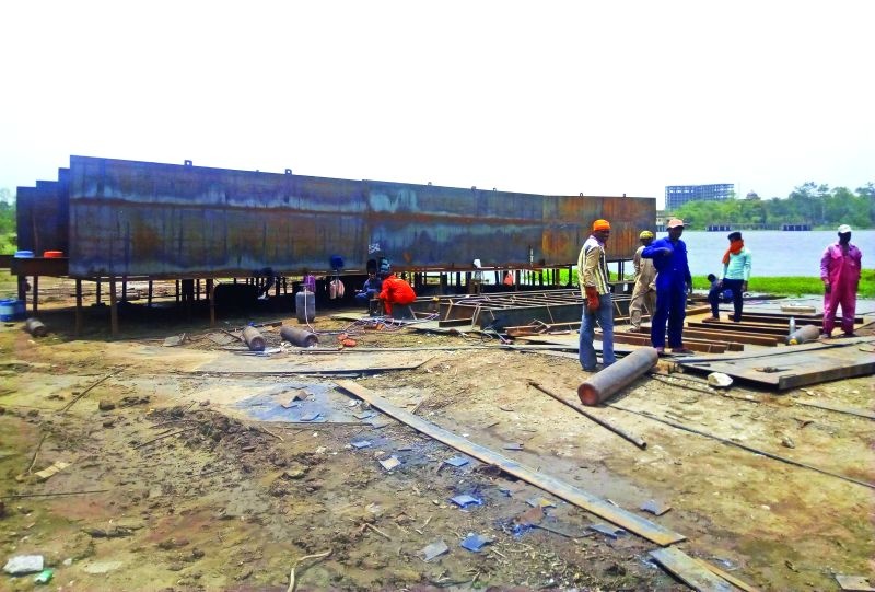 80 tonne of shipbuilding in Koriad in Nagpur district | नागपूर जिल्ह्यातील कोराडीत ८० टनाच्या जहाजाची निर्मिती