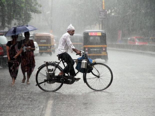 Rain warning in Vidarbha does not affect the country much | विदर्भात पावसाचा इशारा, देशावर फारसा परिणाम नाही 