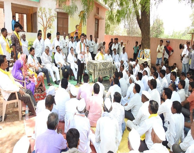 No talks on local question: Sangram Jagtap | स्थानिक प्रश्नावर काहीच बोलत नाहीत : संग्राम जगताप