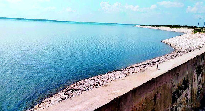 Short water storage in Bawanthadi dam | बावनथडी धरणात अल्प जलसाठा