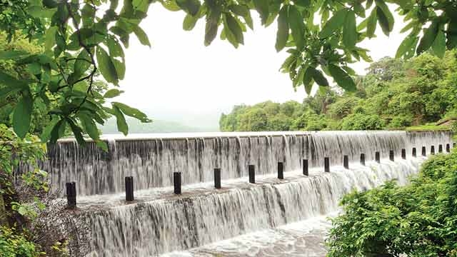 Punchandi dam is full | पंचनदी धरण भरले