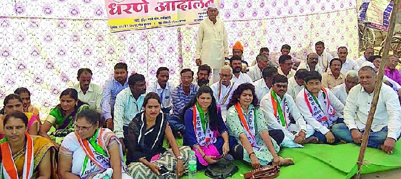 NCP's agitation for the rights of farmers | शेतकऱ्यांच्या हक्कासाठी राष्ट्रवादीचे आंदोलन