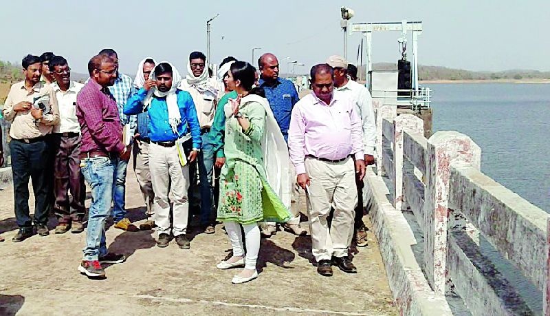 District Collector reviewed Kadai Sirpur reservoir | जिल्हाधिकाऱ्यांनी केली सिरपूर जलाशयाची पाहणी