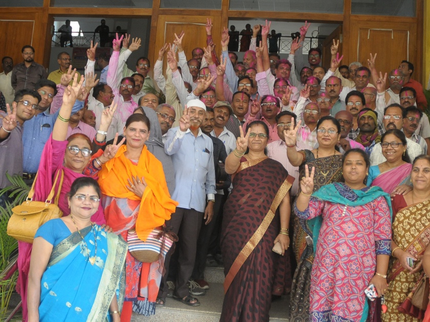 In Nagpur Municipal Corporation BJP shocked ; The 'change' happened | नागपूर मनपात भाजपाला धक्का; घडले ‘परिवर्तन’