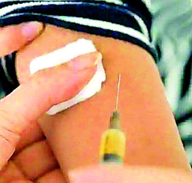 Vaccine for six lakh children | सहा लाखांवर बालकांना लस