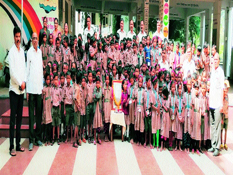 Various programs for children's day in schools | शाळांमध्ये बालदिनानिमित्त विविध कार्यक्रम