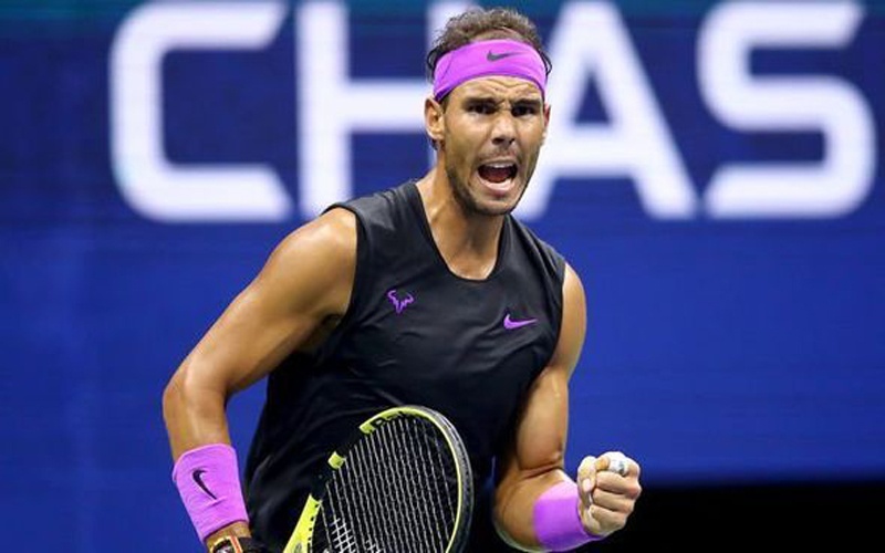 Rafael Nadal beats Daniil Medvedev to win US Open men's | Breaking: मेदवेदेवकडून पाच तासांची कडवी झुंज; राफेल नदालच्या कारकिर्दीतलं 19 वं ग्रँडस्लॅम विजेतेपद