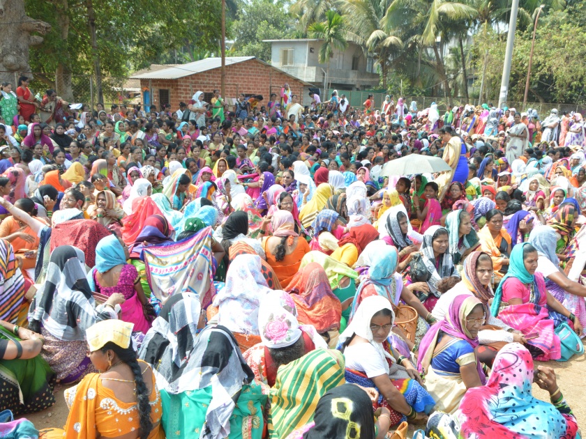 Jail Bharo movement in Ratnagiri of Anganwadi workers for various demands | विविध मागण्यांसाठी अंगणवाडी कर्मचाऱ्यांचे रत्नागिरीत जेलभरो आंदोलन