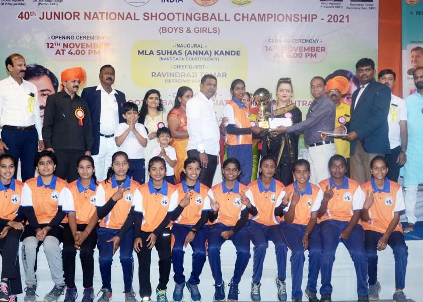 Maharashtra girls team winner in shooting ball competition | शूटिंगबॉल स्पर्धेत महाराष्ट्राच्या मुलींचा संघ विजेता