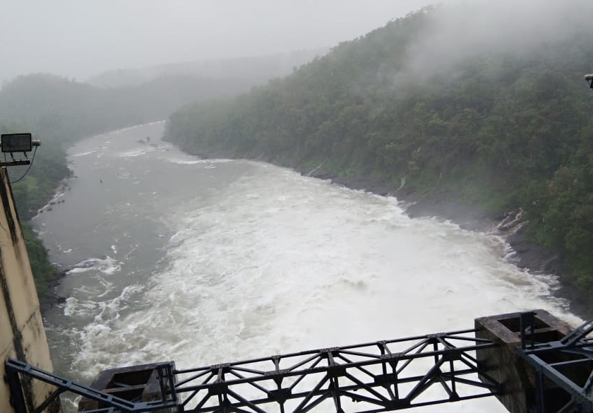 Increase in water storage in dams; So far, News Network has received 73.13 percent of the average rainfall in Thane district | धरणातील पाणी साठ्यात झपाट्याने वाढ; आतापर्यंत न्यूज नेटवर्क ठाणे जिल्ह्यात सरासरीच्या ७३.१३ टक्के पाऊस