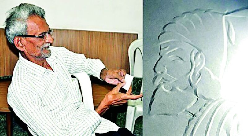Social service through 75 year old grandfather's 'Nail Art' | ७५ वर्षीय आजोबांची ‘नेल आर्ट’द्वारे समाजसेवा