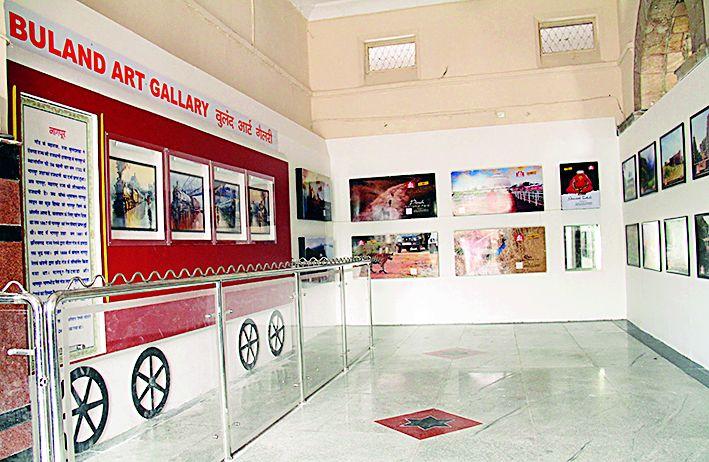 The Buland Art Gallery in Nagpur Railway Station | नागपूर रेल्वेस्थानकात साकारली बुलंद आर्ट गॅलरी