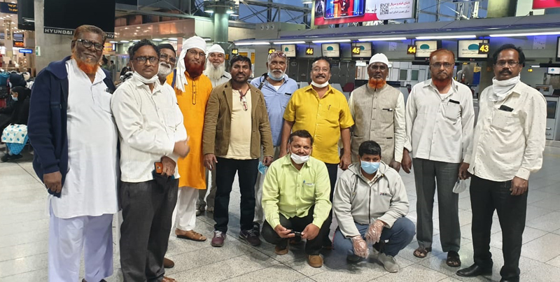 1 pilgrims from Akulooj returning from Iran to Rajasthan | coronavirus; इराणहून परतलेले अकलूजचे १२ यात्रेकरू राजस्थानात 
