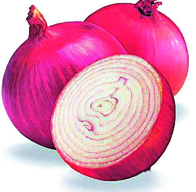 Gujarat slows on export of onions, producers hurt | गुजरातमध्ये कांद्याची निर्यात थंडावली, उत्पादकांना फटका