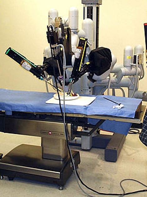 Abdominal surgery by binoculars at Beed District Hospital; Facility every Thursday | बीड जिल्हा रुग्णालयात दुर्बिणीद्वारे गर्भपिशवी शस्त्रक्रिया; प्रत्येक गुरुवारी सुविधा