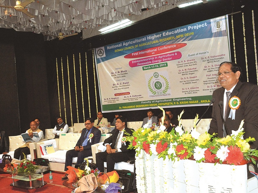 Increase use of bio-tech and technology in the fields - Dr. N. C. Patel |  शेतात जैवखते, तंत्रज्ञानाचा वापर वाढवा - डॉ. एन. सी. पटेल