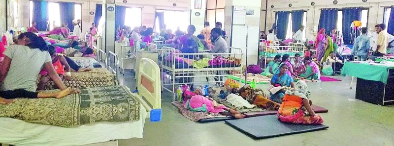 Hospitals Houseful because of fever | तापाच्या साथीमुळे रूग्णालये फुल्ल