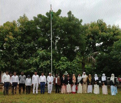 Independence Day in Nandgaon taluka; Inauguration of Martyrs' Memorial | नांदगाव तालुक्यात स्वातंत्र्यदिन; शहीद स्मारकाचे उद्घाटन
