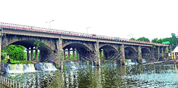 British-era bridge: one closed, 178 in good condition | ब्रिटिशकालीन पूल : एक बंद,१७८ सुस्थितीत