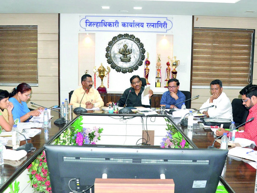 Postal ballot counting training in Ratnagiri | रत्नागिरीत टपाल मतपत्रिका मतमोजणी प्रशिक्षण