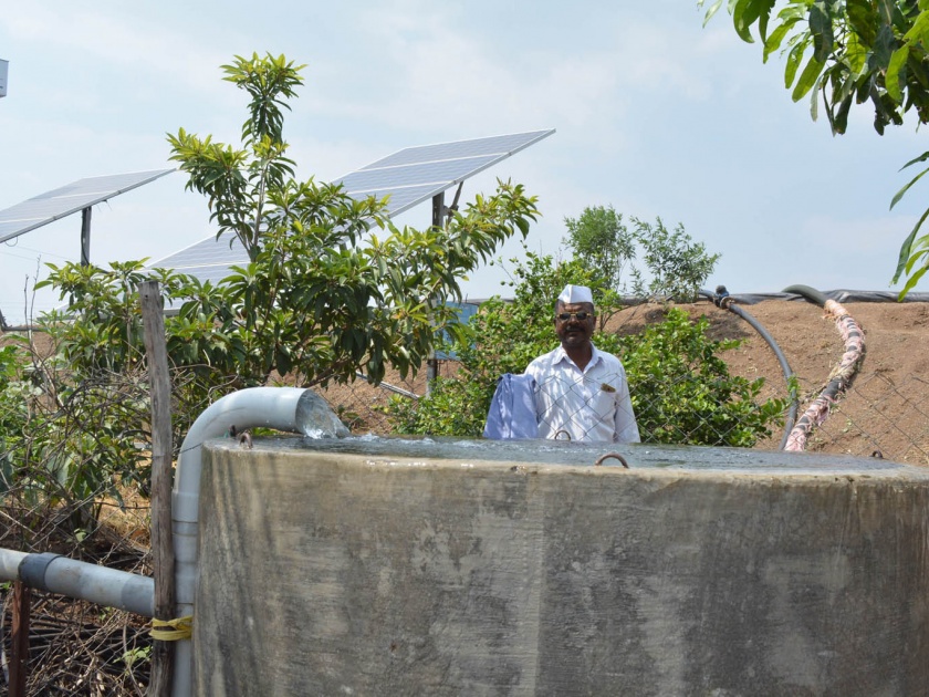 Irrigation is easily accessible due to solar pumps | सौर कृषी पंपामुळे सिंचन झाले सुलभ