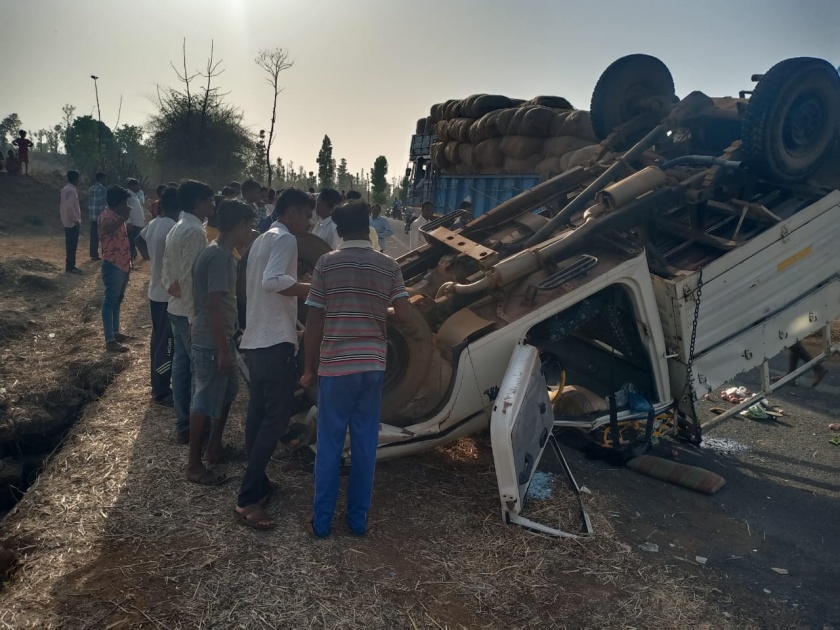 31 passengers injured in jeep overturn | जीप उलटल्याने ३१ प्रवासी जखमी