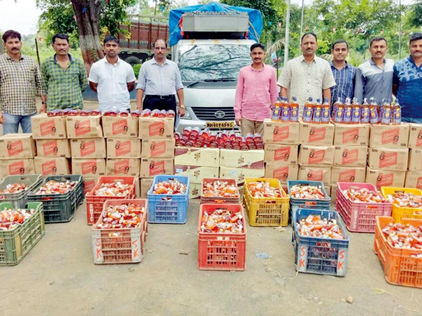 17.32 lakhs of liquor seized | १७.३२ लाखांचा दारूसाठा जप्त
