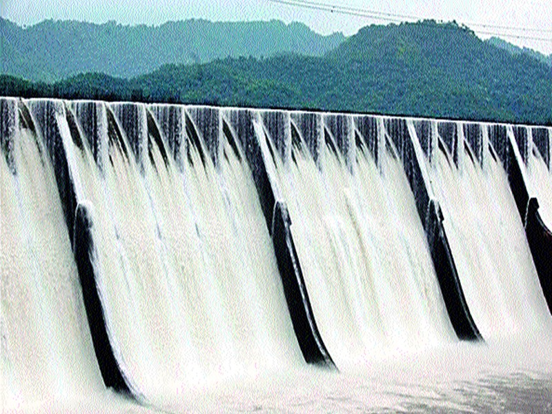  Marathwada Ghat to get water from Sinnar | सिन्नरचे पाणी पळविण्याचा मराठवाड्याचा घाट