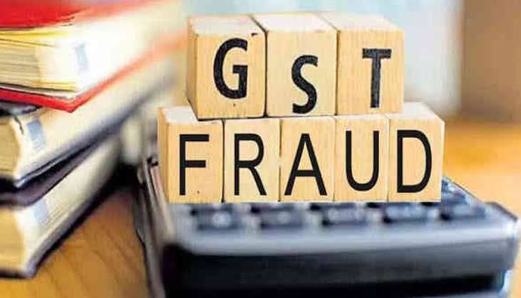 Big action by Pune GST department; Trader arrested for making false GST payments of Rs 130 crore | पुणे जीएसटी विभागाची मोठी कारवाई; जीएसटीची 130 कोटींची खोटी देयके दिल्याने व्यापाऱ्याला अटक
