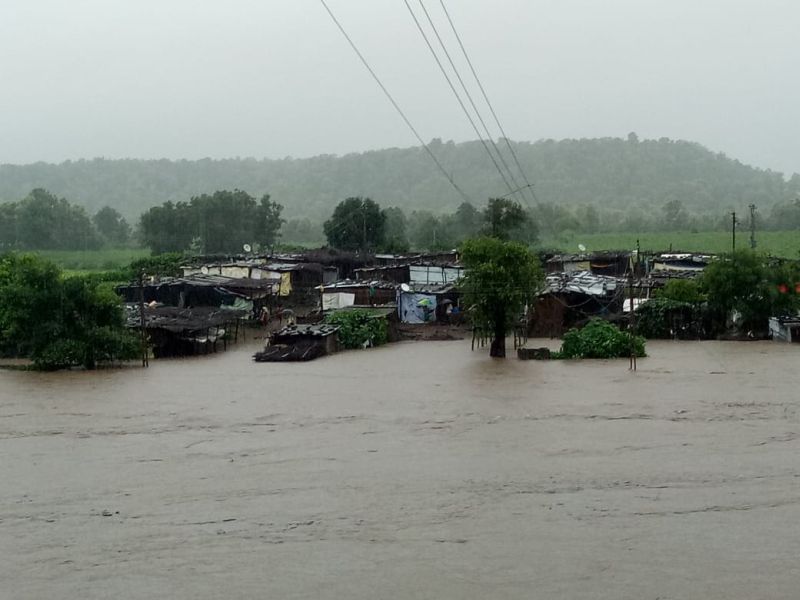 Wet crisis in Yavatmal district; Fear of the night awakened by Arni taluka | यवतमाळ जिल्ह्यात ओले संकट; पुराच्या भीतीने आर्णी तालुक्याने जागून काढली रात्र