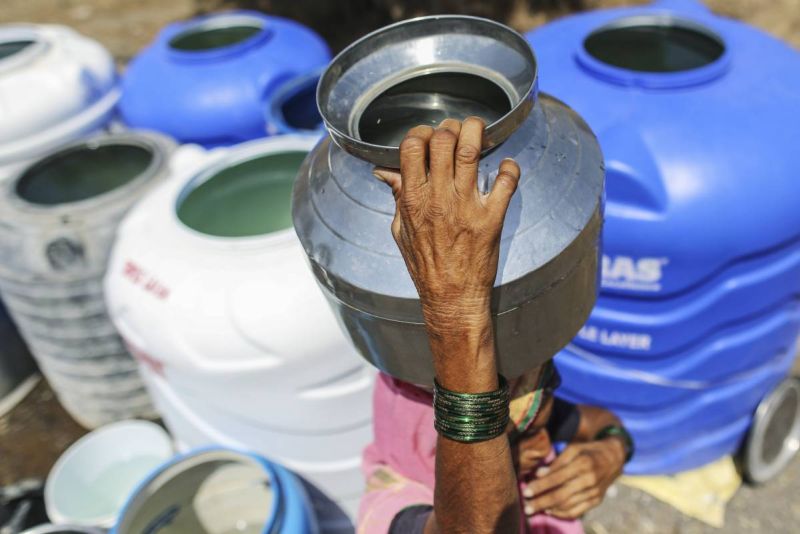 Water crisis in Nagpur; use safely, adviced by Bawankule | उपराजधानीवर जलसंकट; काटकसरीने वापरण्याचा पालकमंत्र्यांचा सल्ला