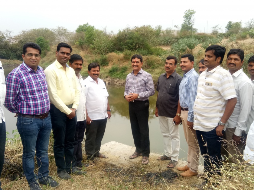 Satara: The meeting of Chandrakant Dalvi at Bhosre Center of Water Foundation | सातारा : पाणी फाउंडेशनच्या भोसरे केंद्राला चंद्रकांत दळवी यांची भेट