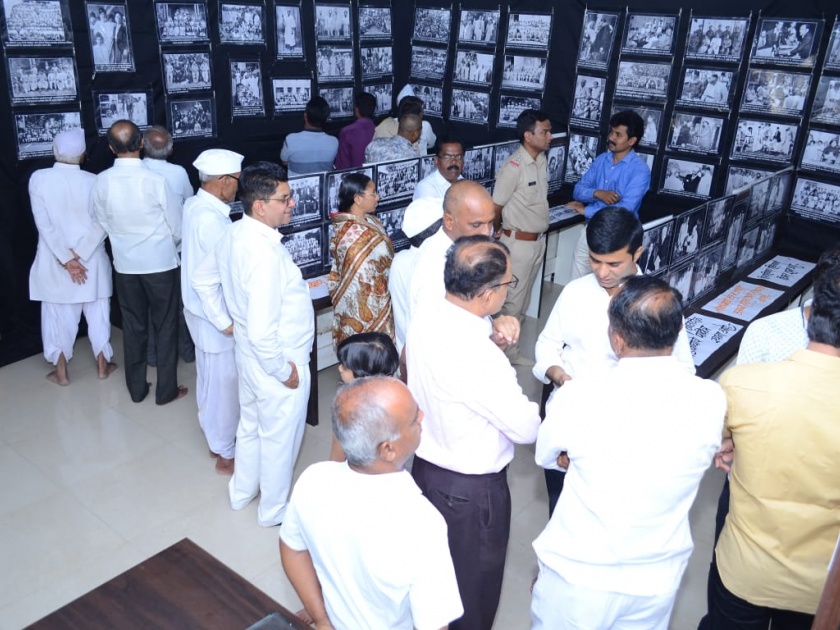 Ambedkar's rare photographs show | आंबेडकरांचे दुर्मिळ छायाचित्रांचे प्रदर्शन