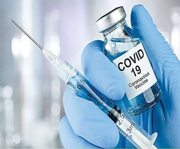 Centre's relief to Pune as tensions rise with Corona; Supply of 3 lakh 25 thousand Covishield vaccines received | कोरोनाने 'टेन्शन' वाढवलेल्या पुणे जिल्ह्याला केंद्राचा दिलासा ; ३ लाख २५ हजार लसींचा मिळाला पुरवठा