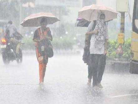 Heavy rains receded in the state; In Konkan, however, batting continues | कोकण, गोव्यात पावसाची जोरदार बॅटिंग; राज्यात जोर ओसरला